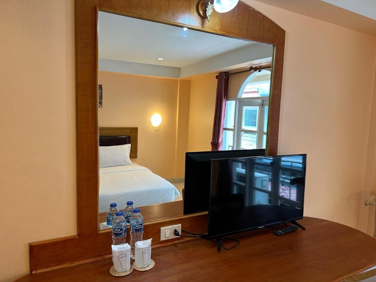 Nid Huahin Hotel ภายนอก รูปภาพ